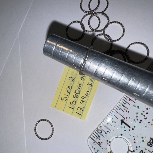 Sterling Silver Twisty Ring, Size 2 - Picture 14 of 15